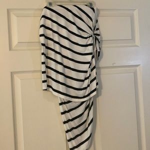 Black and white high low skirt